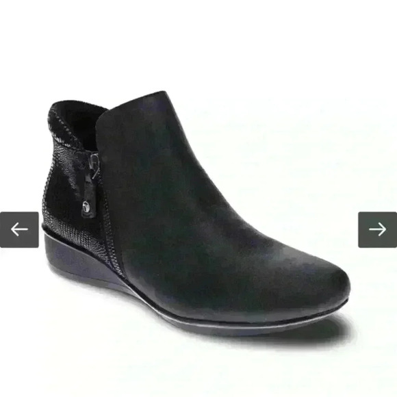 Revere Damascus Leather Shimmer Onyx Black Lizard Demi Wedge Side Zip Booties 6M - Picture 6 of 12